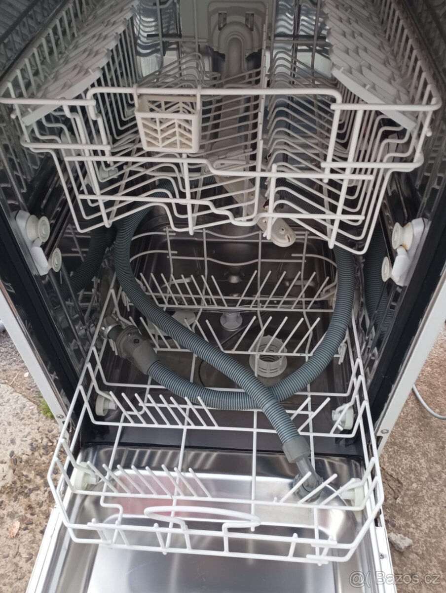 Myčka whirpool