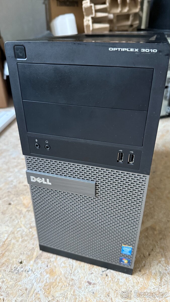 NAS server, datové úložiště 3TB + 4TB + 240GB