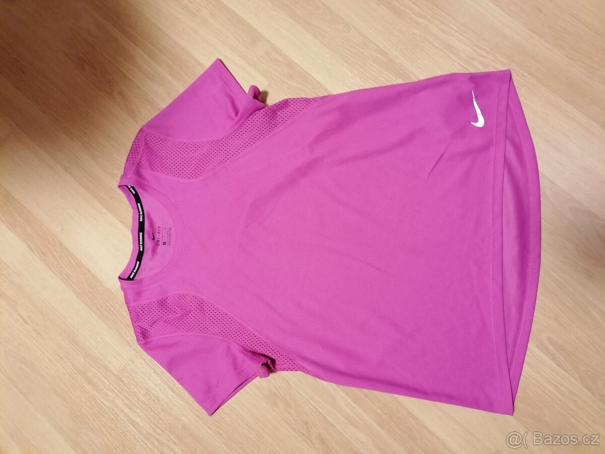 Prodám dámské tričko Nike vel S