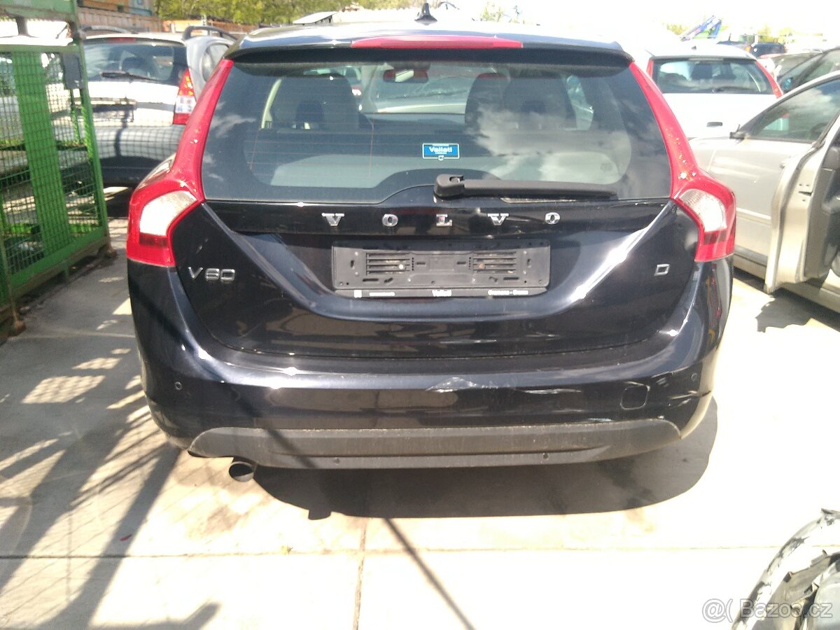 Volvo V60 2.0 kombi diesel rok 2010
