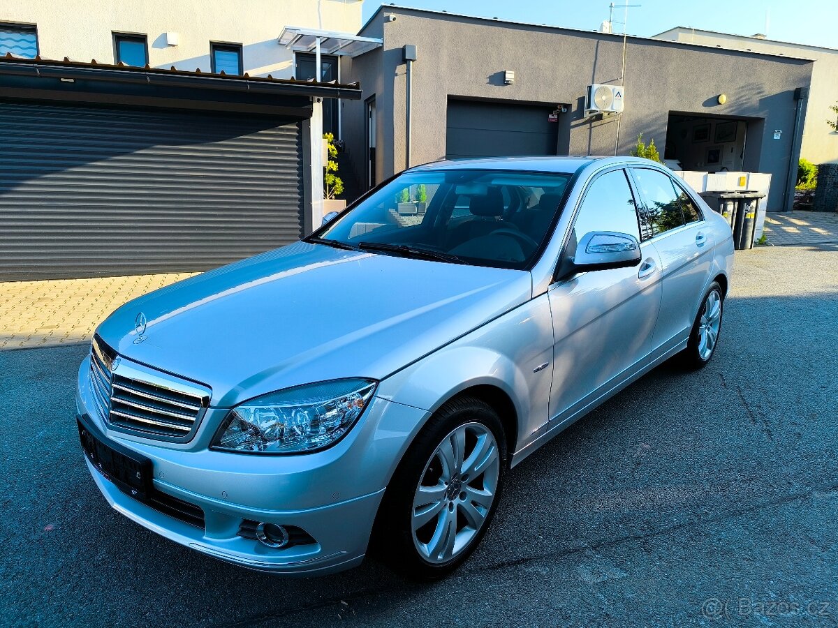 Mercedes-Benz třídy C 1.8 Kompresor 115kw ++TOP KRASAVEC++