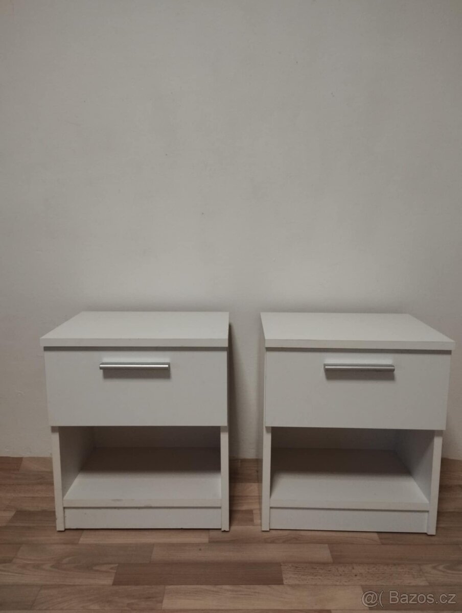 Noční stolky