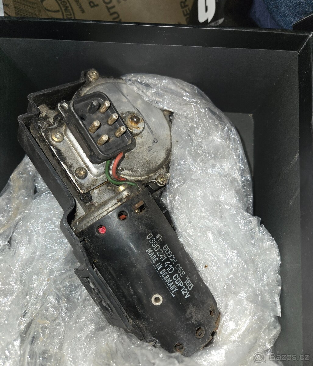 MERCEDES W124 C124 S124 A124 E500 E60 AMG MOTOR STĚRAČU