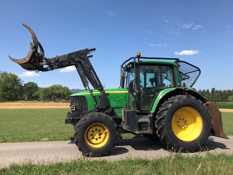 Lesní traktor JOHN DEERE 6620