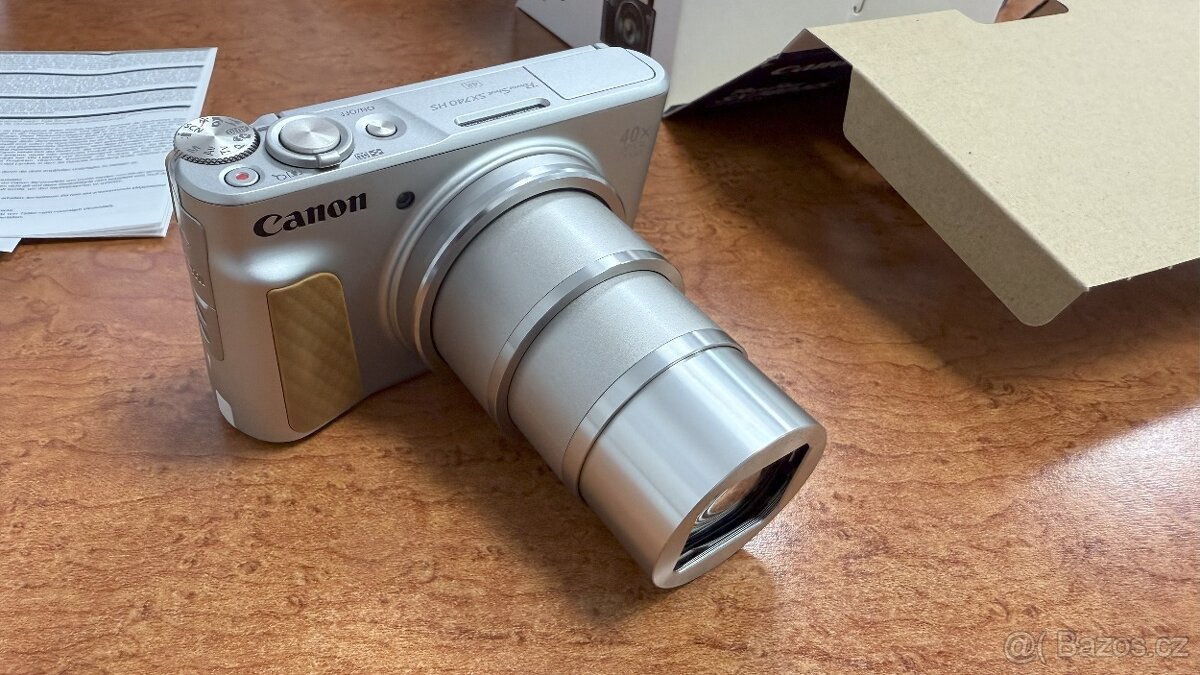 Prodám Canon PowerShot SX740 HS stříbrný jednou použitý