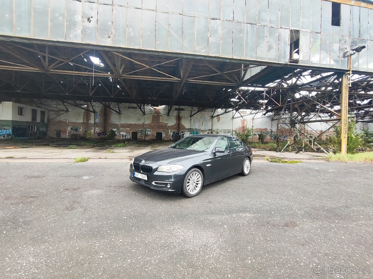BMW F10 530d BOHATÁ VÝBAVA