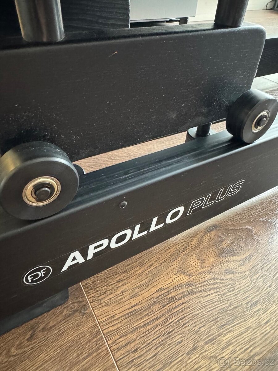 Apollo Plus veslovací trenažér – TOP stav, Praha