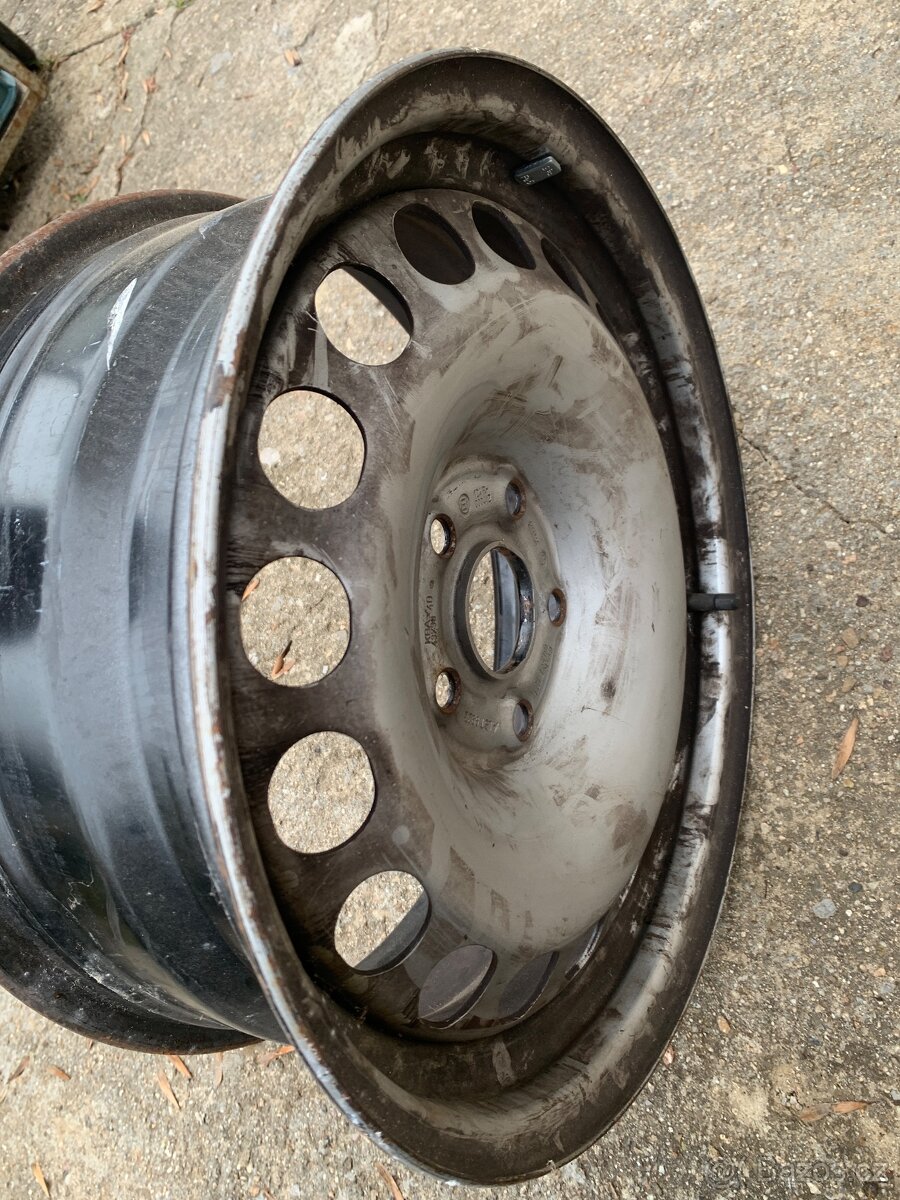 Disk 6,5J x16 ET 33, rozteč 5x 112 střed 57 mm
