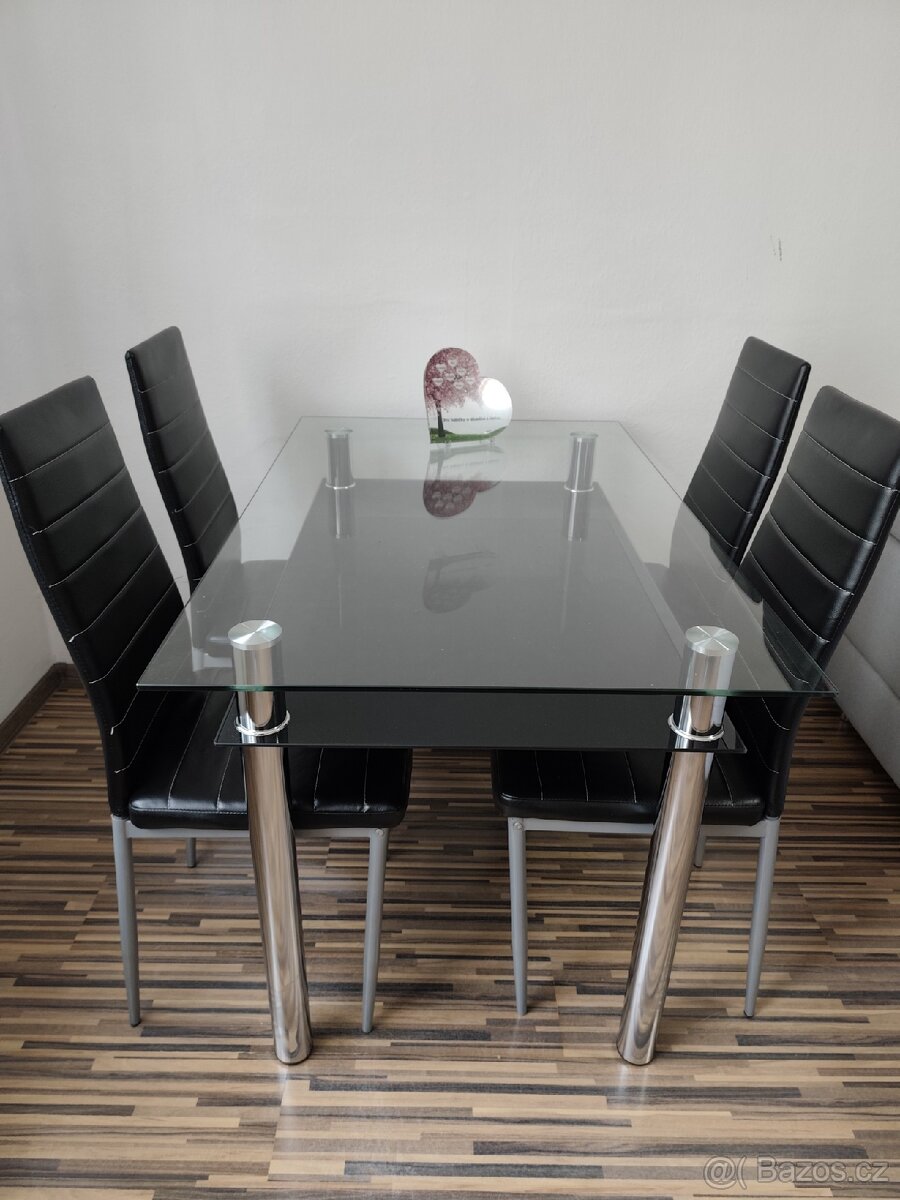 Jídelní set