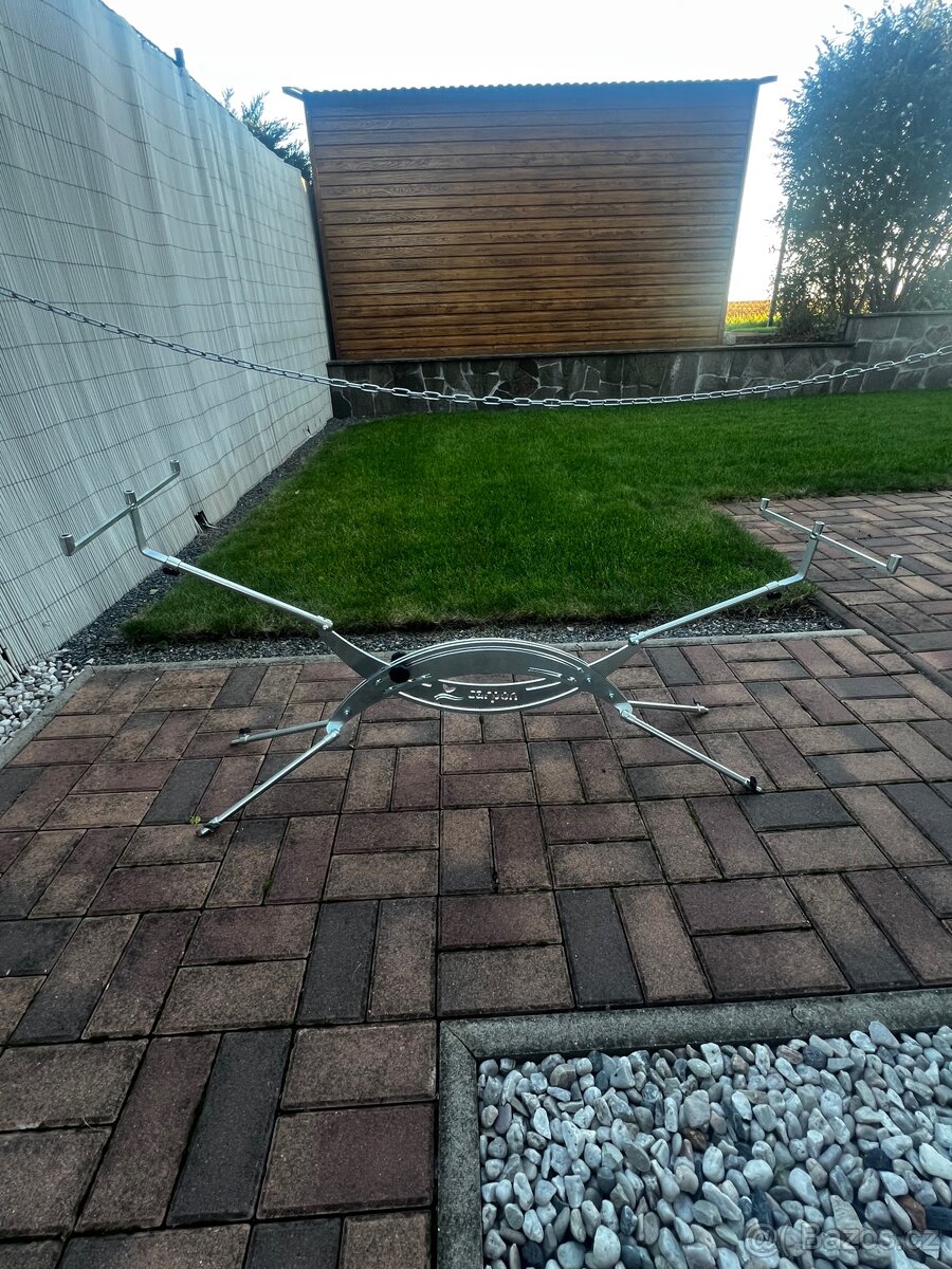 Stojan na rybářské pruty.