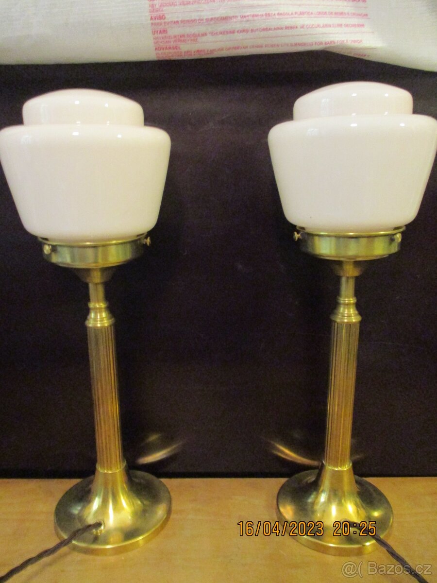 Párové lampy art deko, růžová stínidla, mosaz, funkční