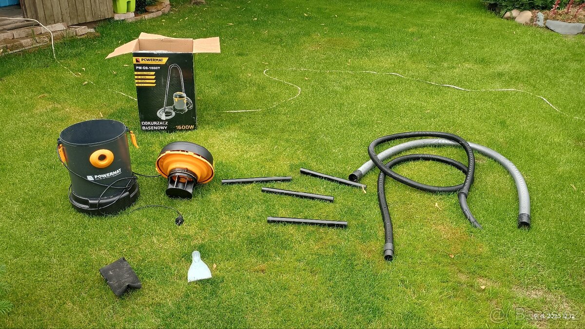 Jezírkovy, bazénový vysavač