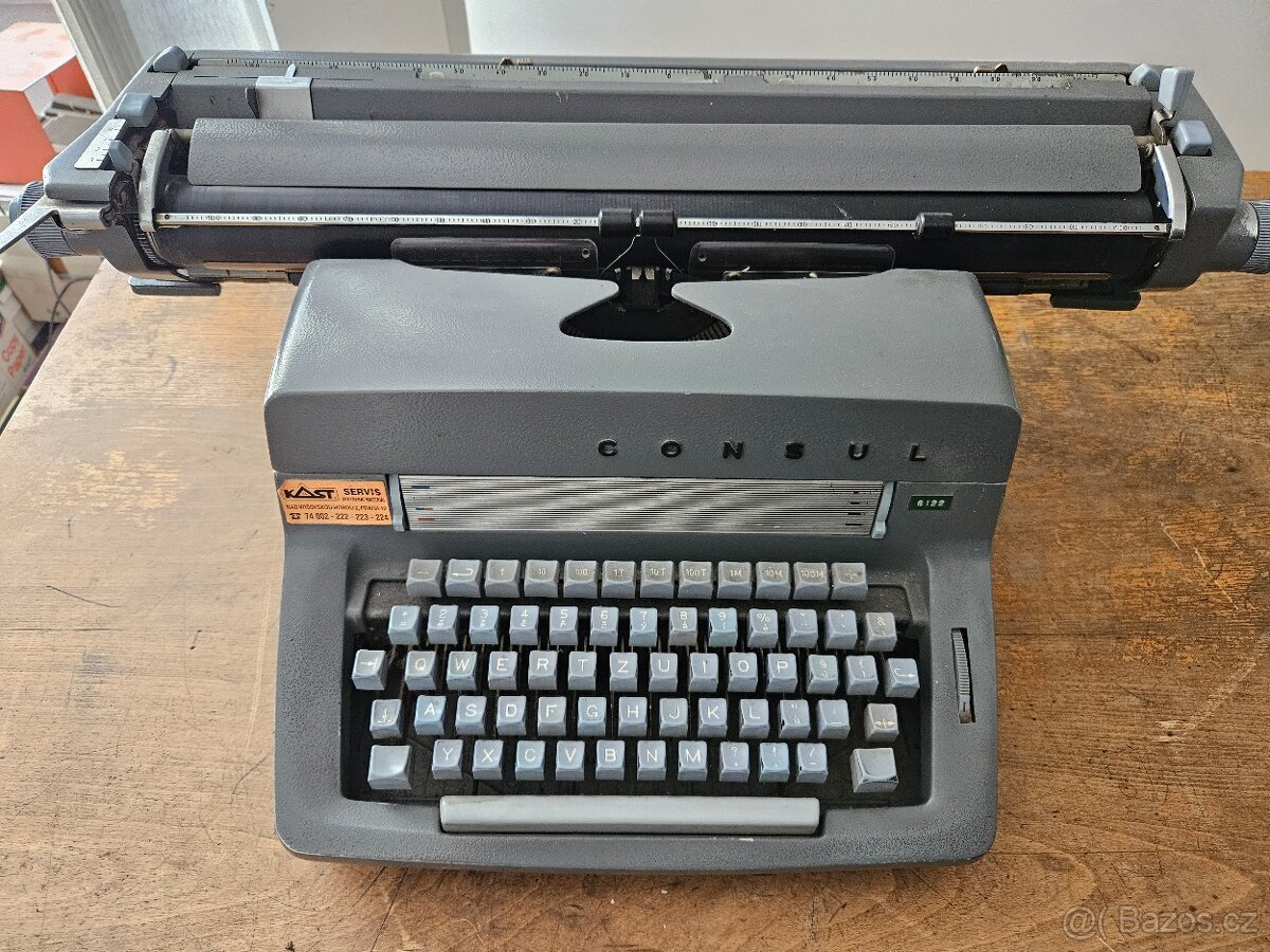 Psací stroj Consul