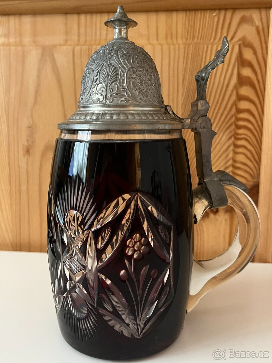 Starožitný pivní korbel