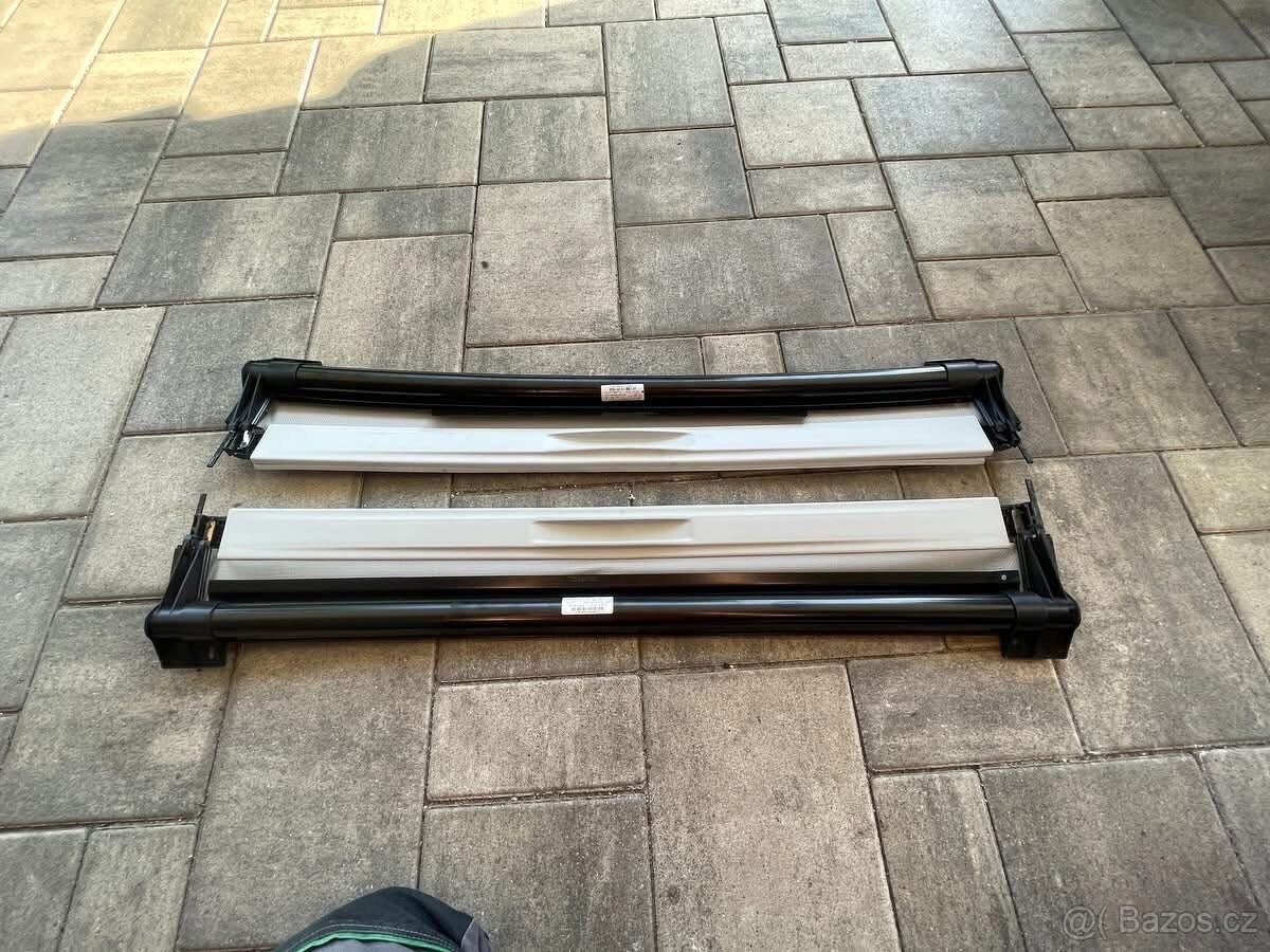 Škoda Rapid  rolety na střešní okna