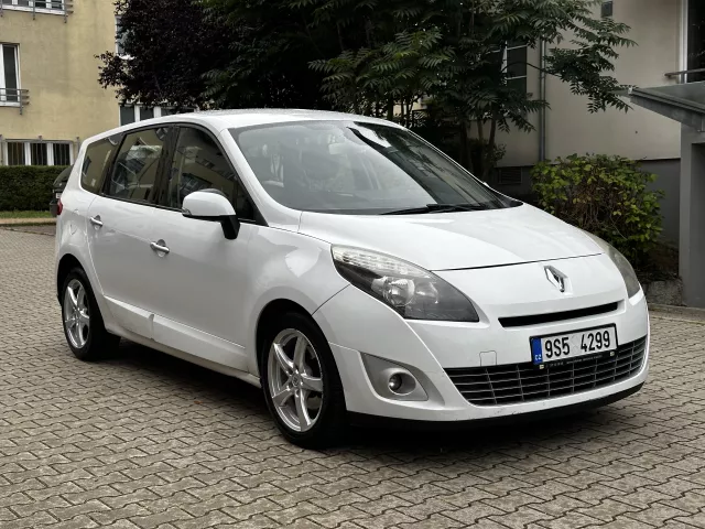 Renault Grand Scénic III 1.9 dCi 96kW Navi ALU kola BOSE