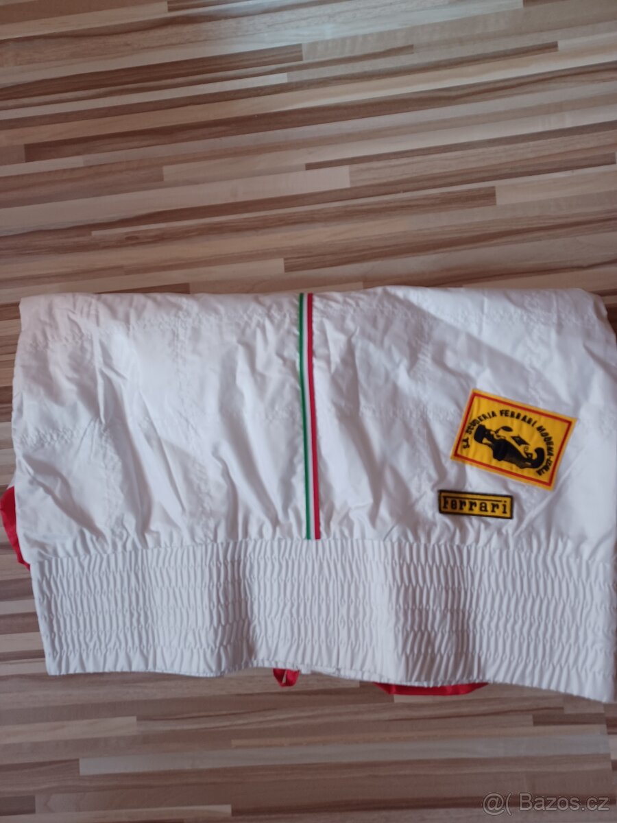 Dámská sportovní bundička do pasu značky Ferrari nová