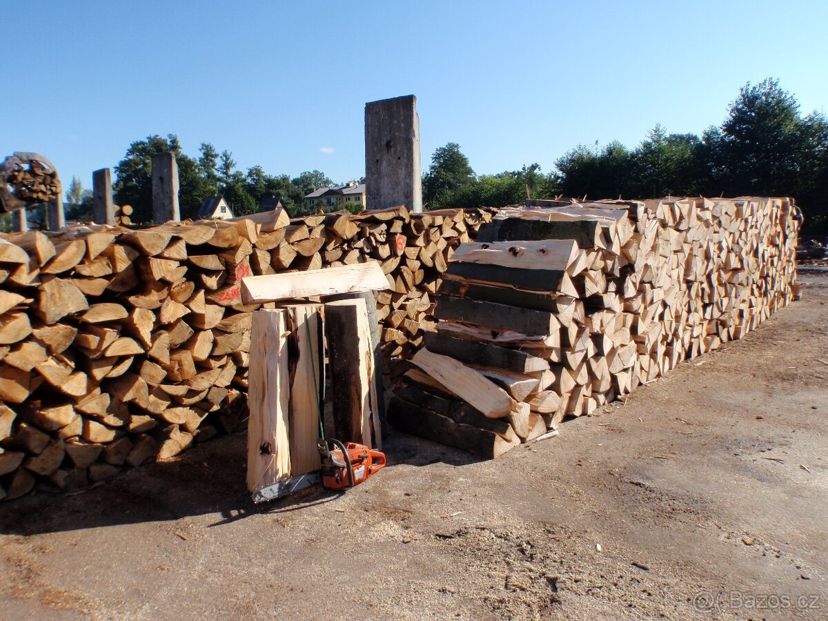 Palivové dřevo tvrdé suché
