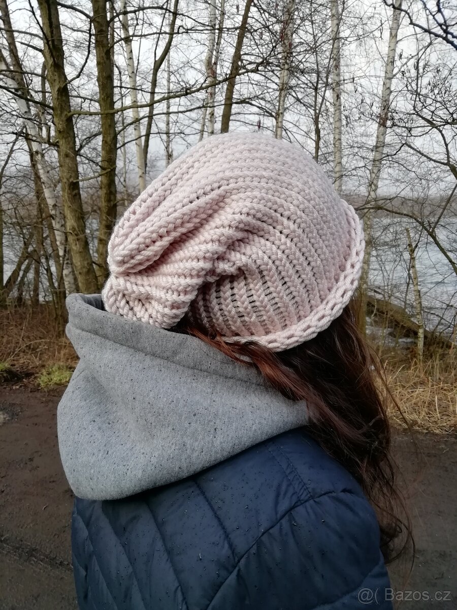 Nová pletená čepice 2v1 (pudrová)