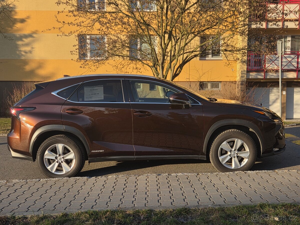 Lexus NX300h