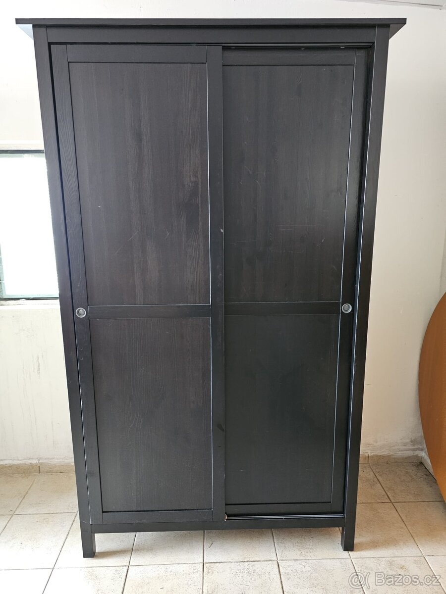 IKEA HEMNES šatní skříň - černohnědá