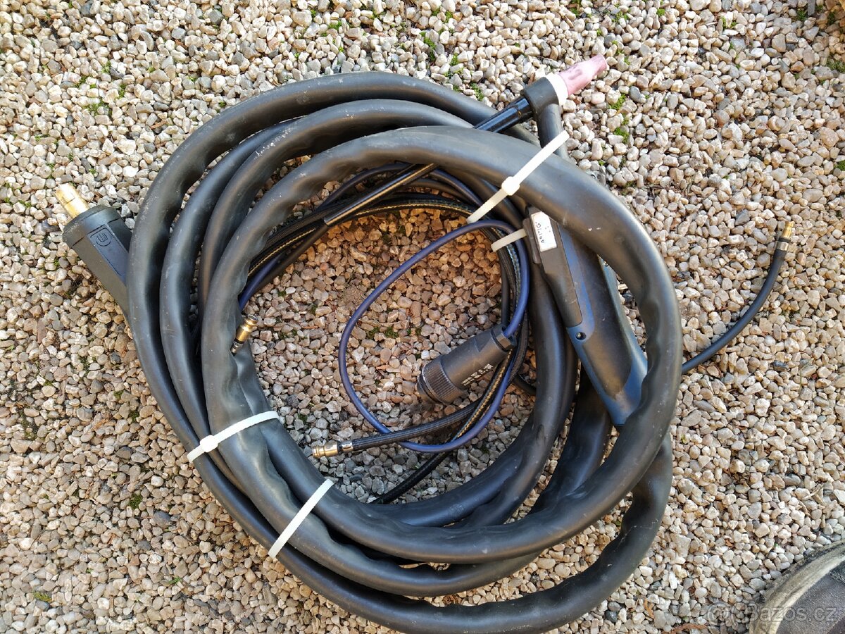 Svářecí kabel