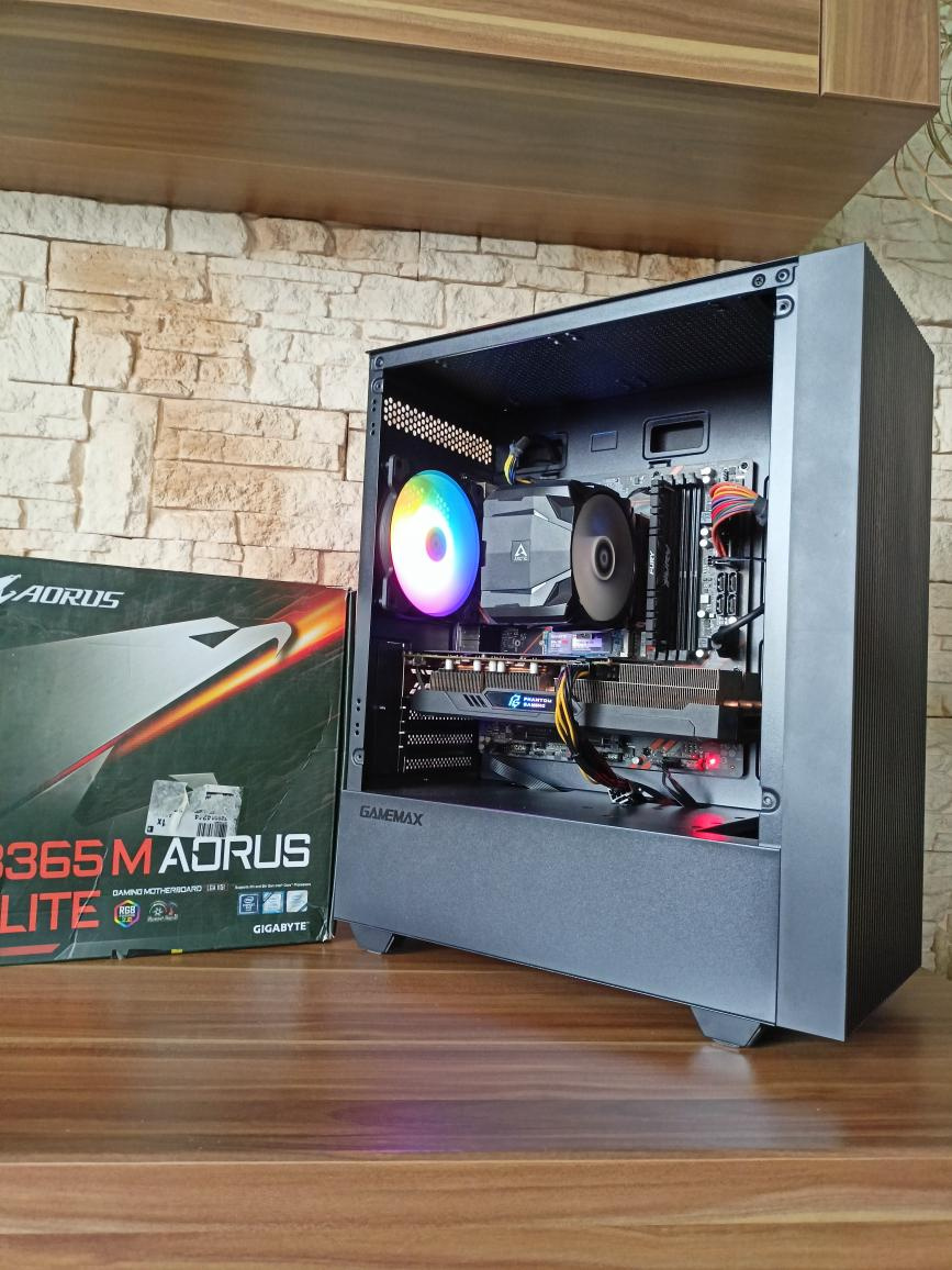 🚀 HERNÍ PC INTEL i5-9400F, 16GB RAM, RX 5600XT, SSD 🚀