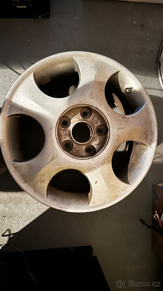 SEAT ALHAMBRA ORIG 16 ALU KOLA