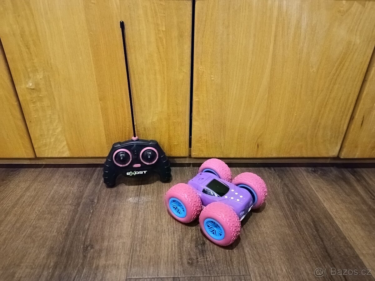 Dívčí auto na dálkové ovládání oboustranné