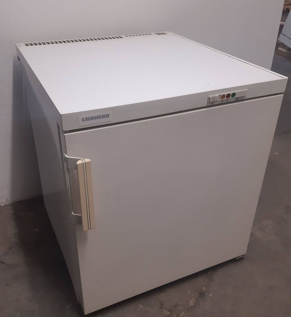 mrazák Liebherr 80l, 2šuplíky