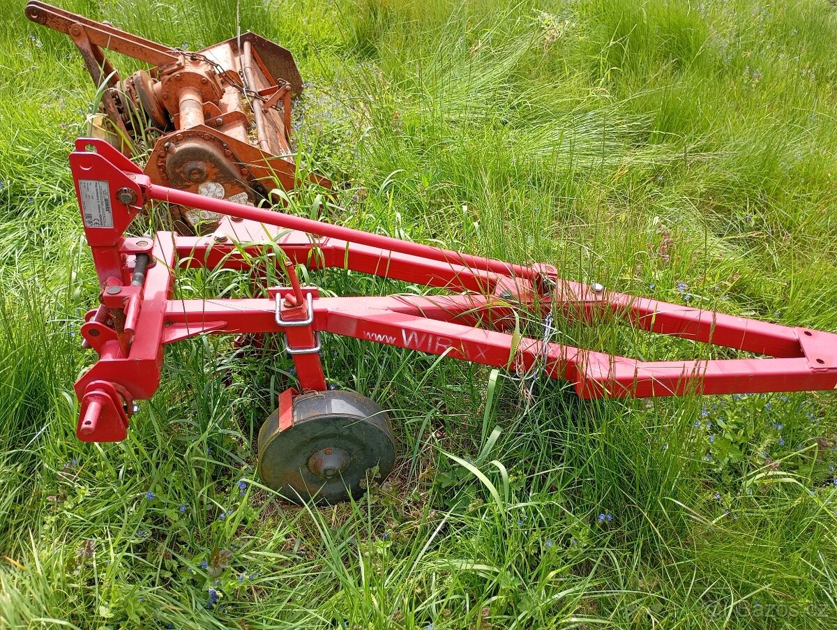 Prodám pluh Wirax za malotraktor