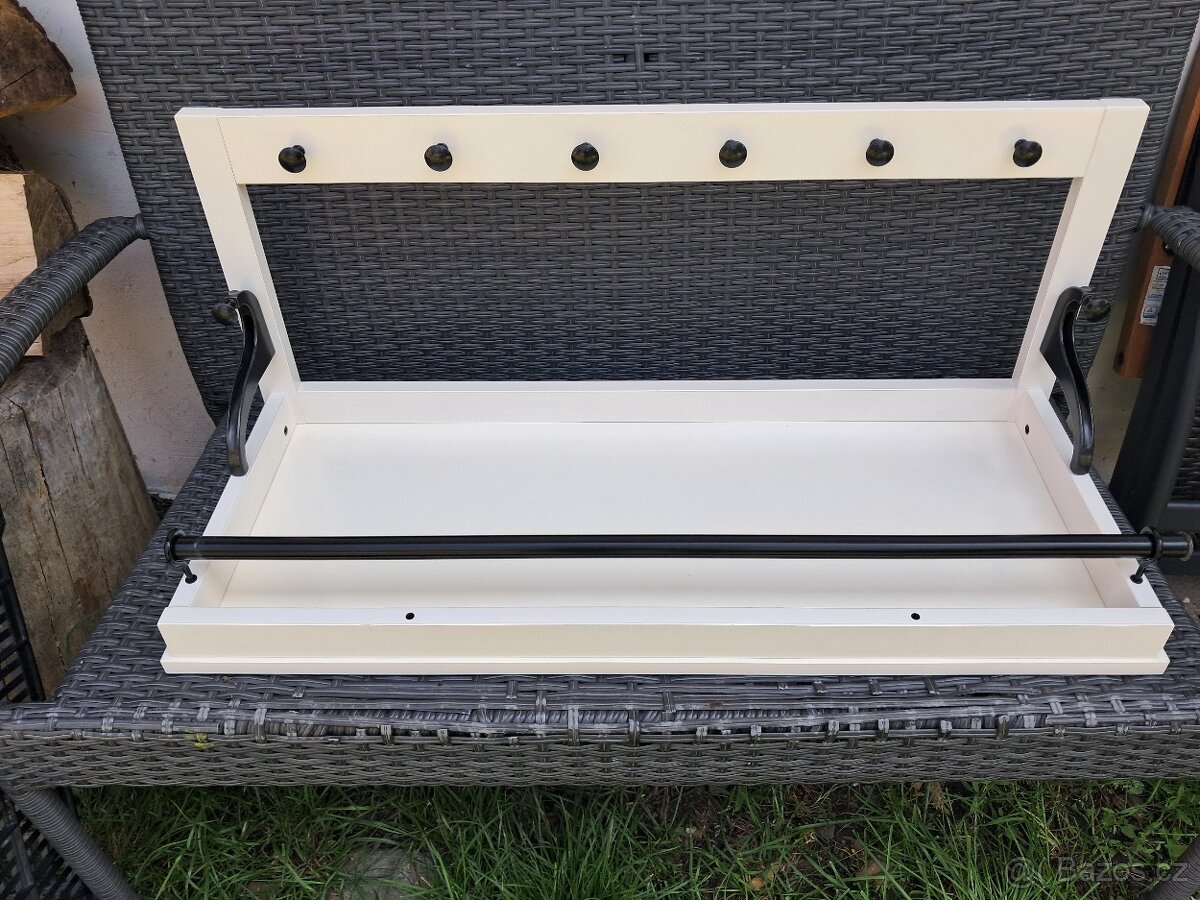 Ikea věšák Hemnes