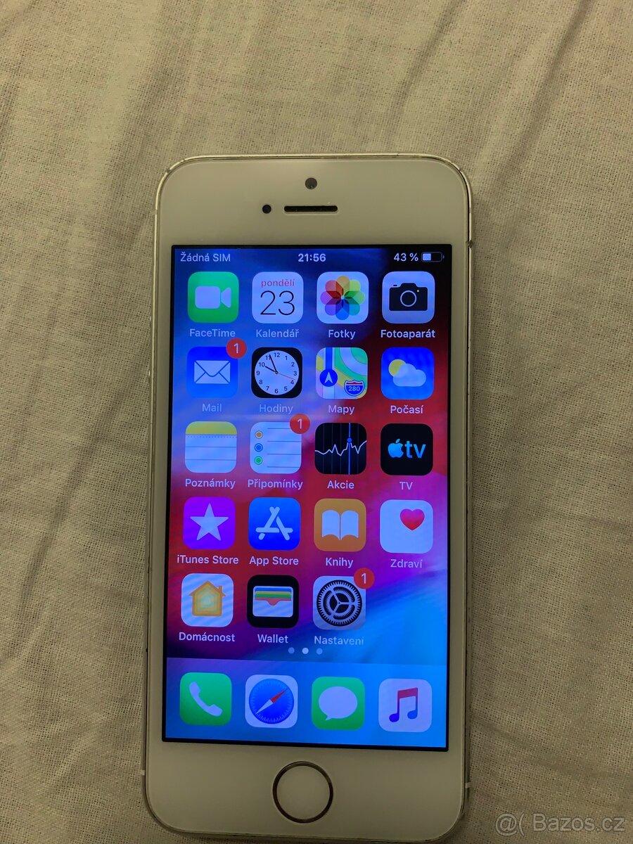 Prodám iphone 5s stříbrný