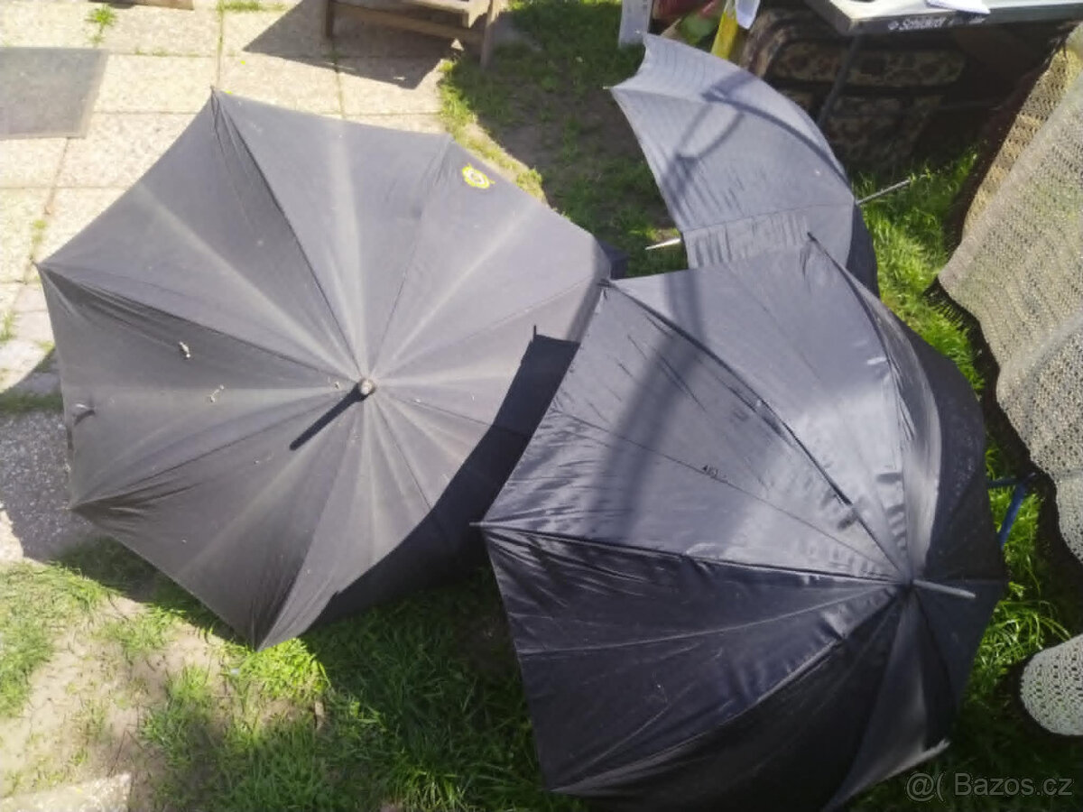 Starožitné plátěné pánské deštníky