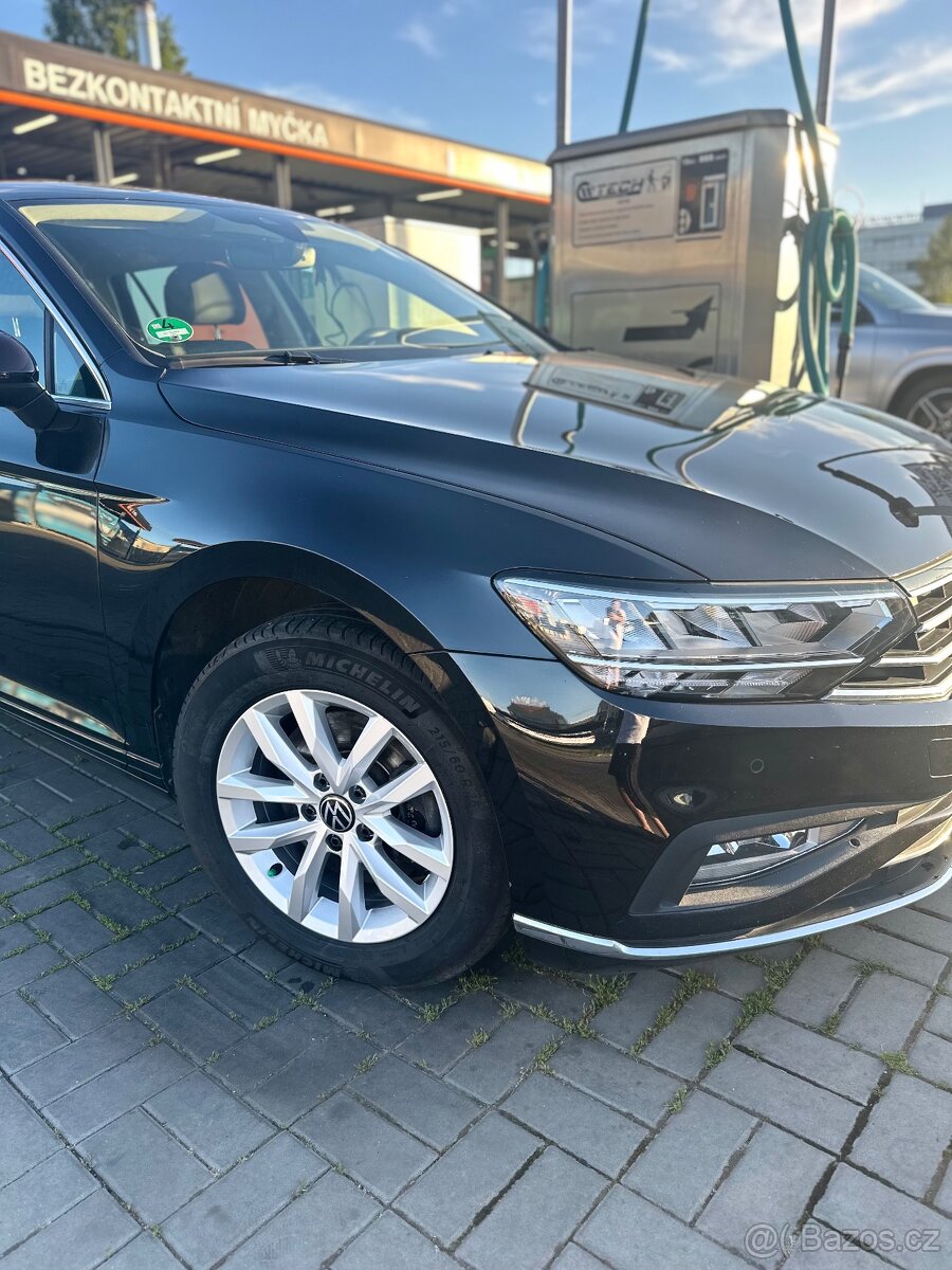Volkswagen Passat B8 2.0 TDI 110kW DSG / Facelift 2022