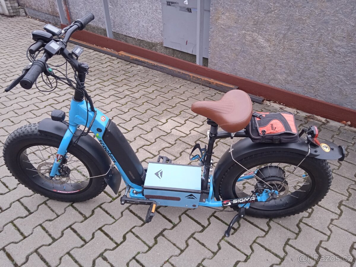 Elektrokolobezka XT 07,