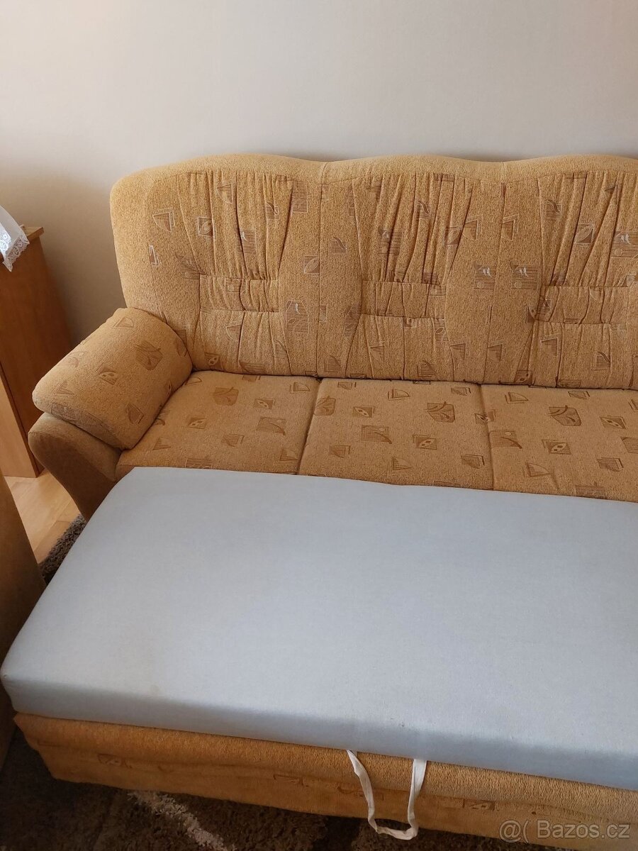 Rozkládací pohovka s kreslem
