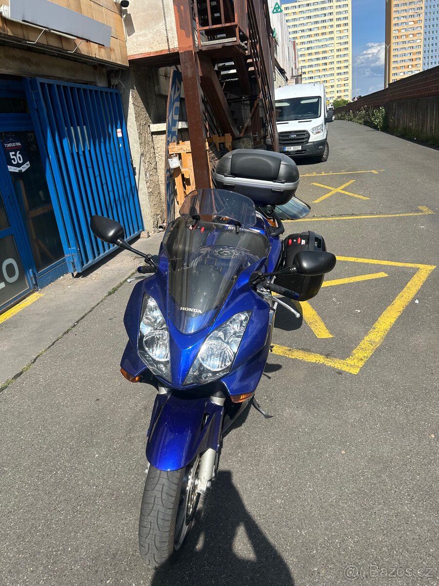 Honda VFR 800 Vtec