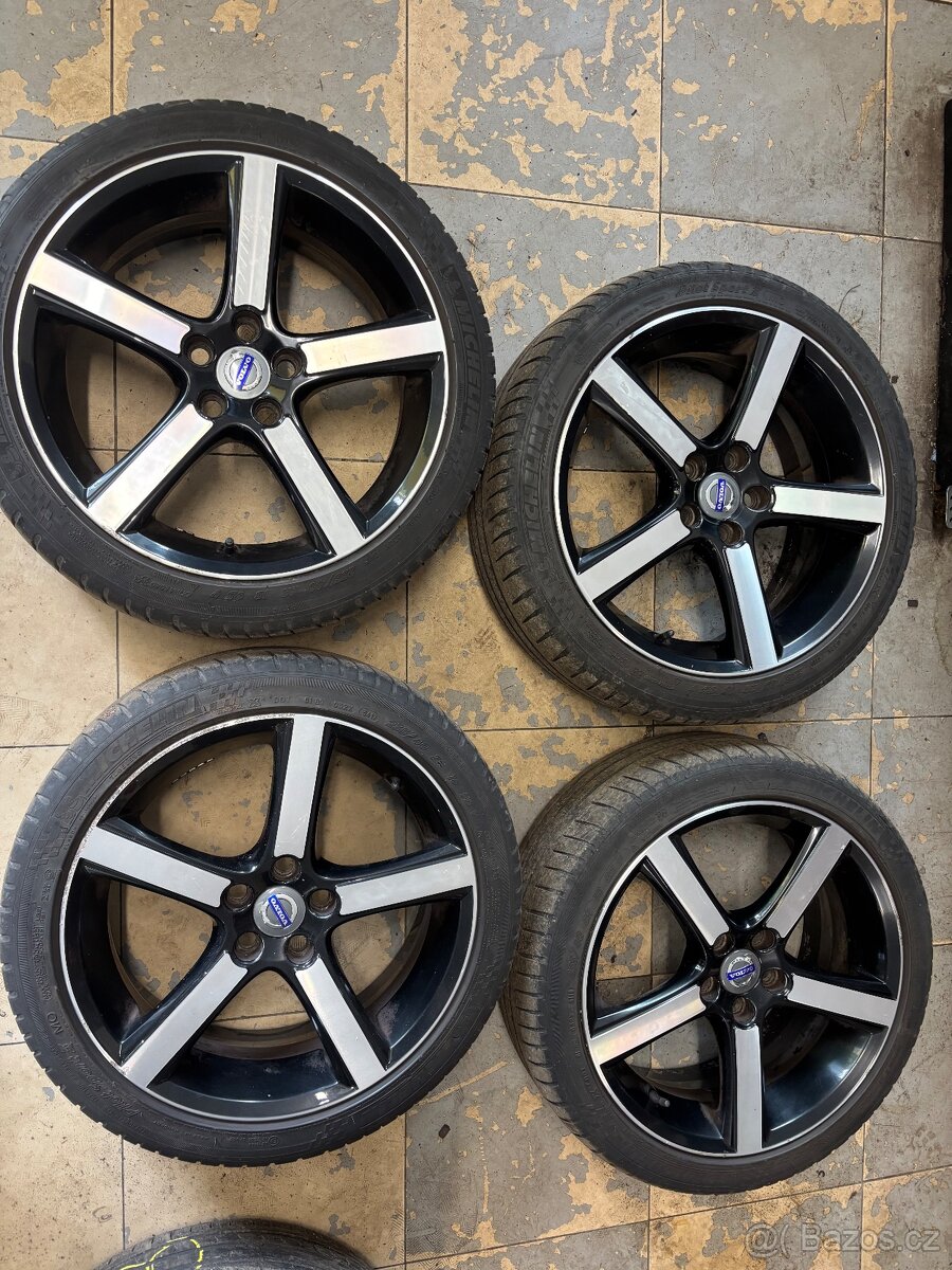 Volvo R18 Midir letní sada