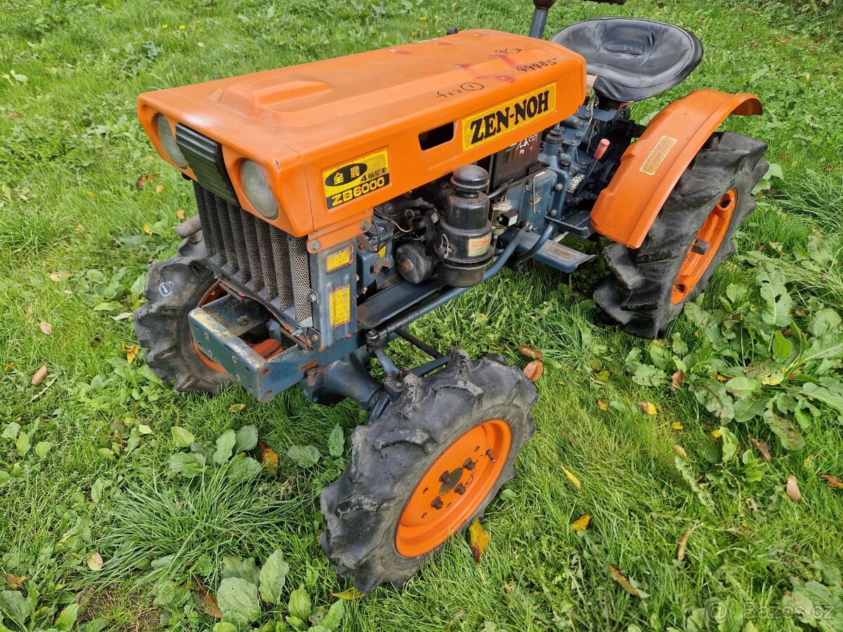 Malotraktor trakturek