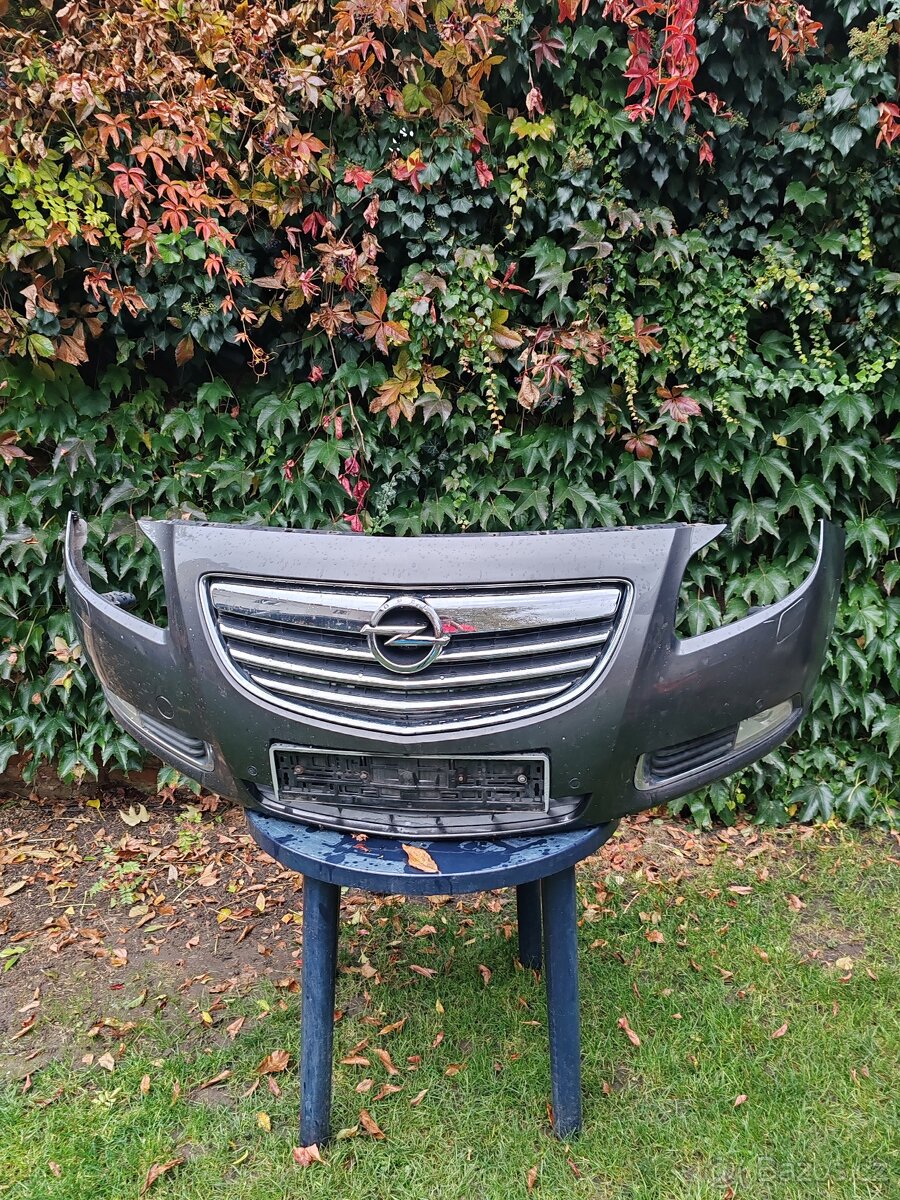 Predni naraznik Opel Insignia A 2012