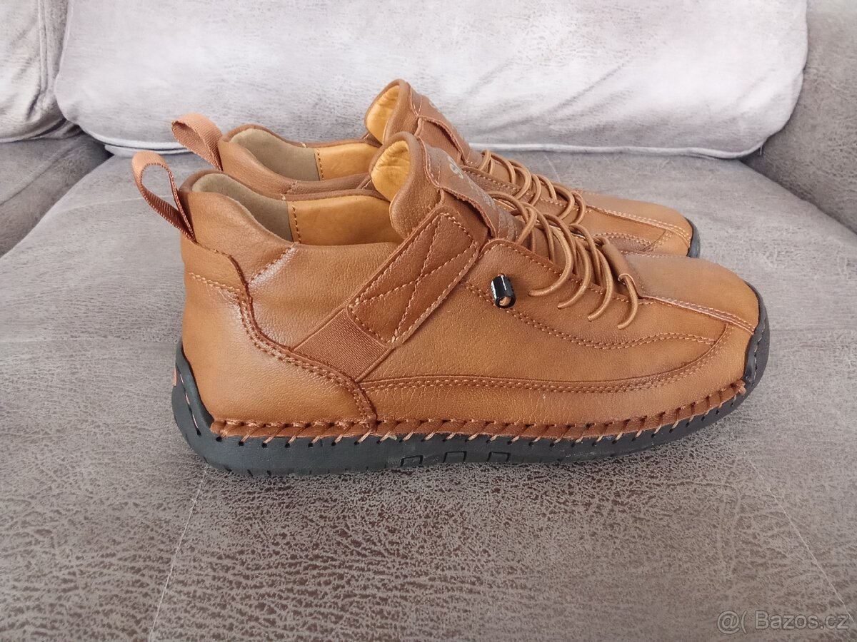 Kožené ležérní boty