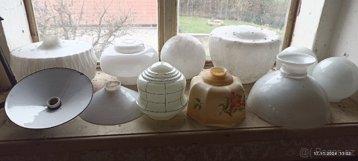 Stínidla širmy různé přijeďte si vybrat