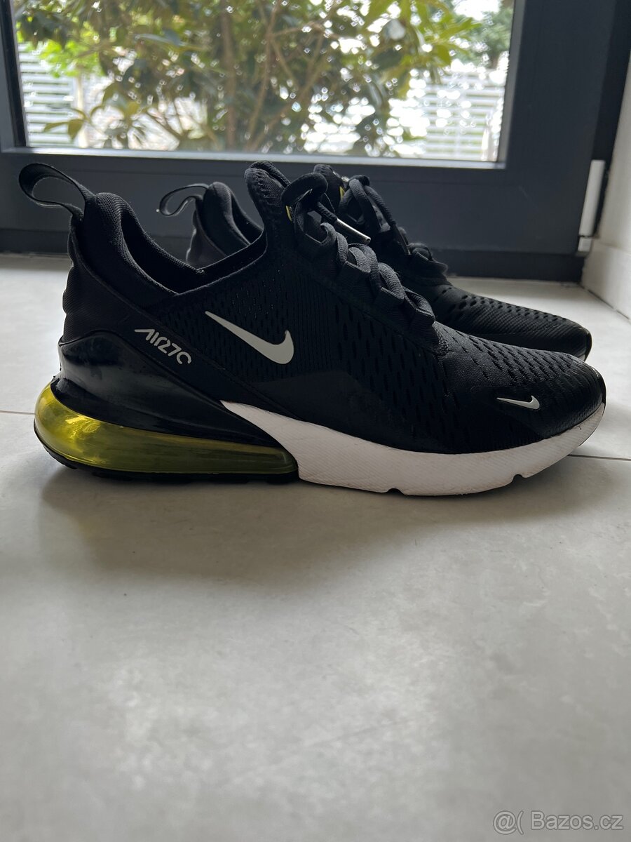 Nike Air 270