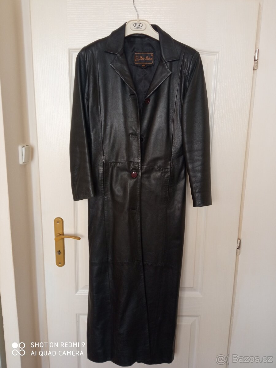 Dámský kožený kabát