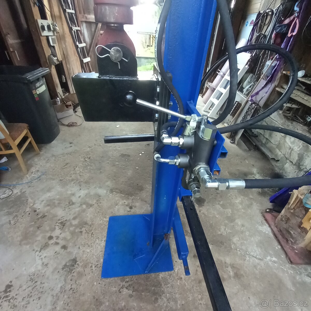 Štípačka za traktor