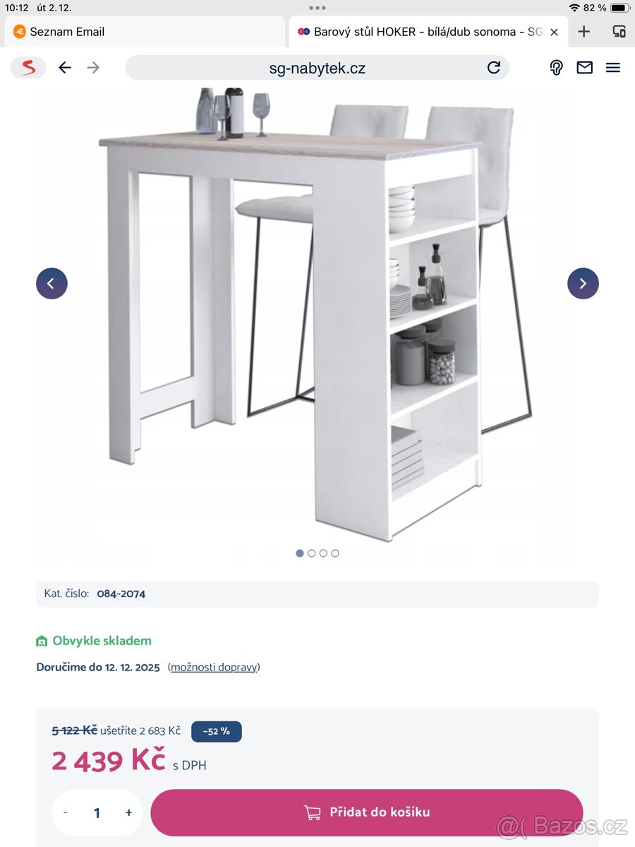 Barový jidelni stul s policemi