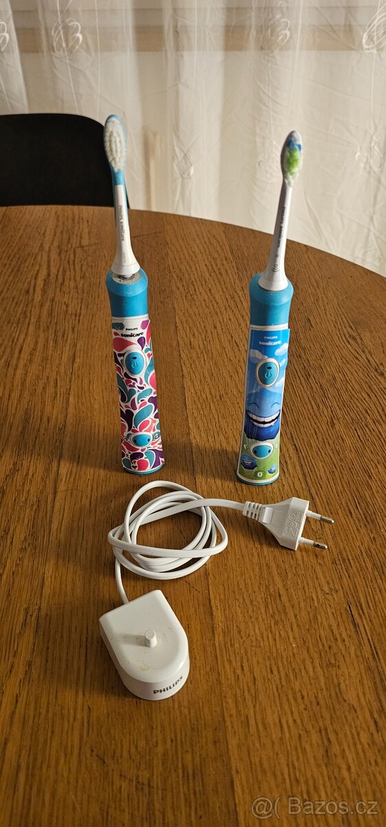 Dětský elektrický zubní kartáček Philips Sonicare