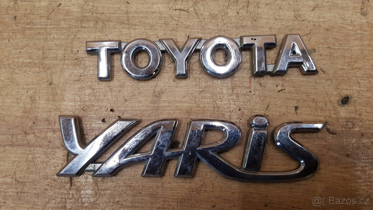 Koupě Toyoty Yaris nebo podobného menšího auta