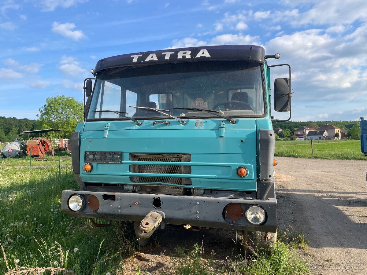Tatra 8x8 sklápěč